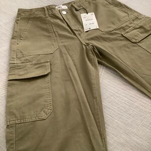 NWT Zara High  Rise Cargo Pants